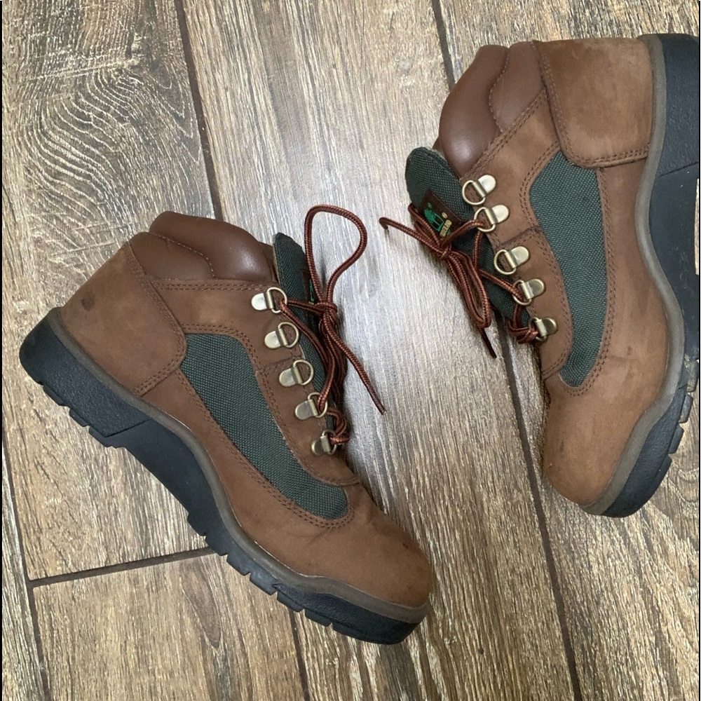 Boys Timberland field boot 5.5